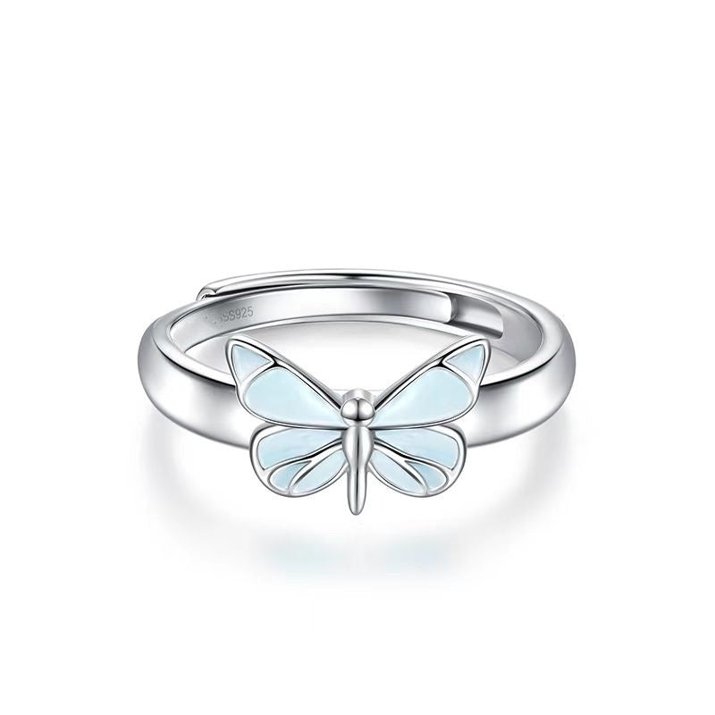Merluna™ Luminous Butterfly Ring